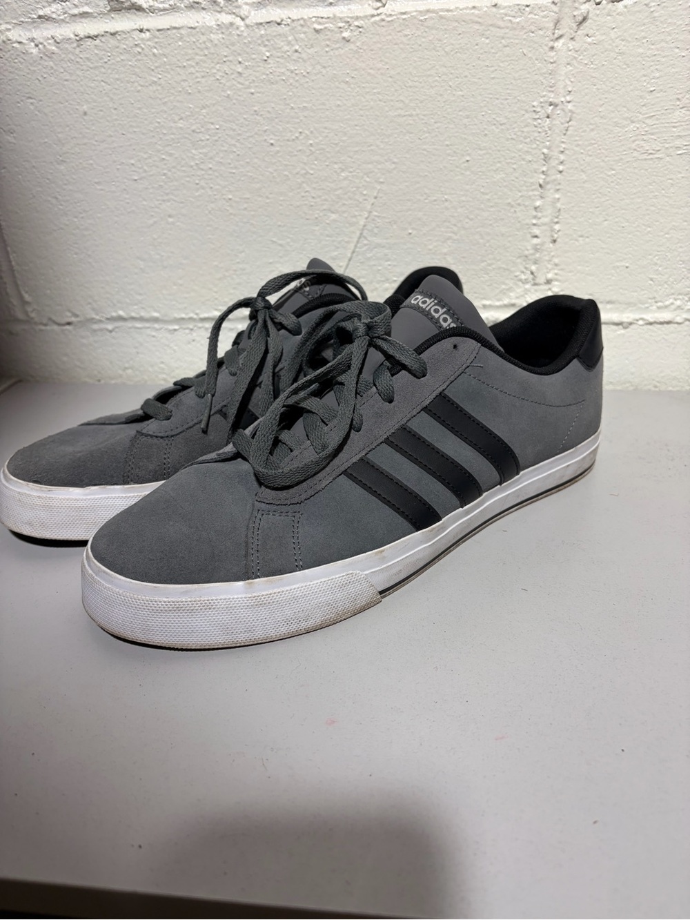 adidas Men's Gray Suede Athletic Skate Sneakers with Black Stripes
